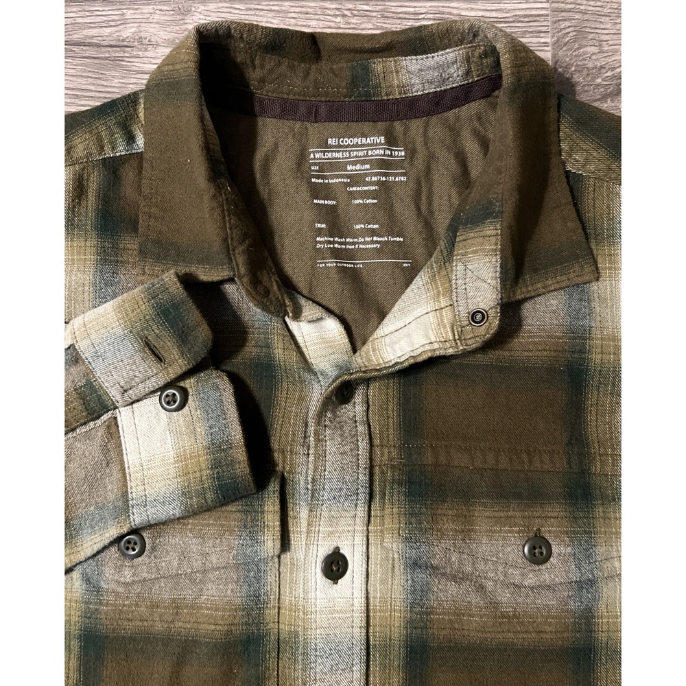 REI Cooperative Green Plaid Button Long Sleeve Flannel Shirt, Men's Size Medium